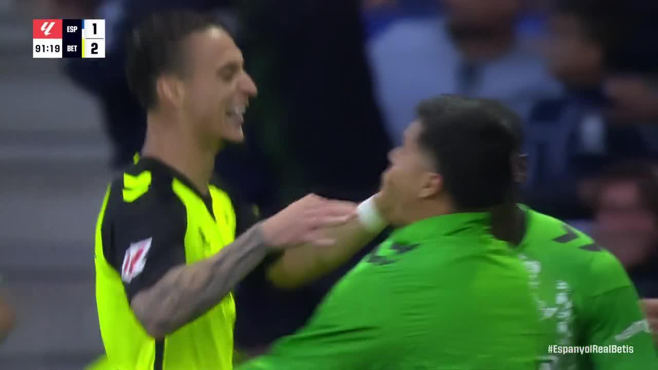 Antony scores incredible injury-time winner for Real Betis