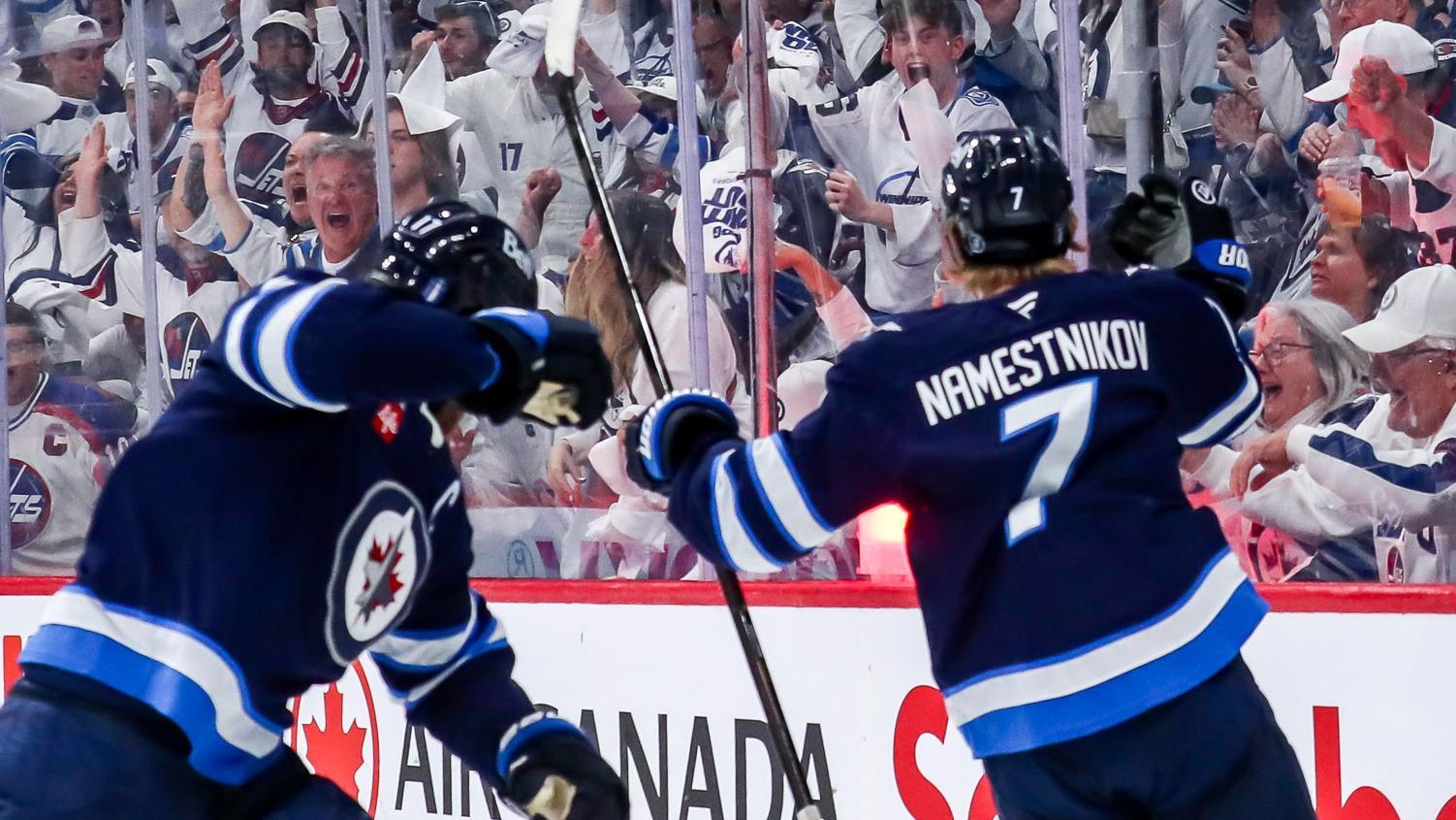 Vladislav Namestnikov brings Jets to within a goal