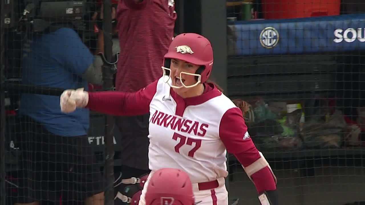 Bri Ellis hits a walk-off grand slam for Arkansas