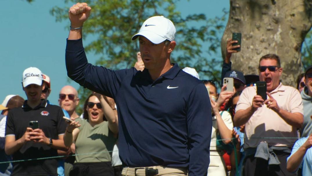 Rory McIlroy's 53-foot birdie putt gets the crowd to roar