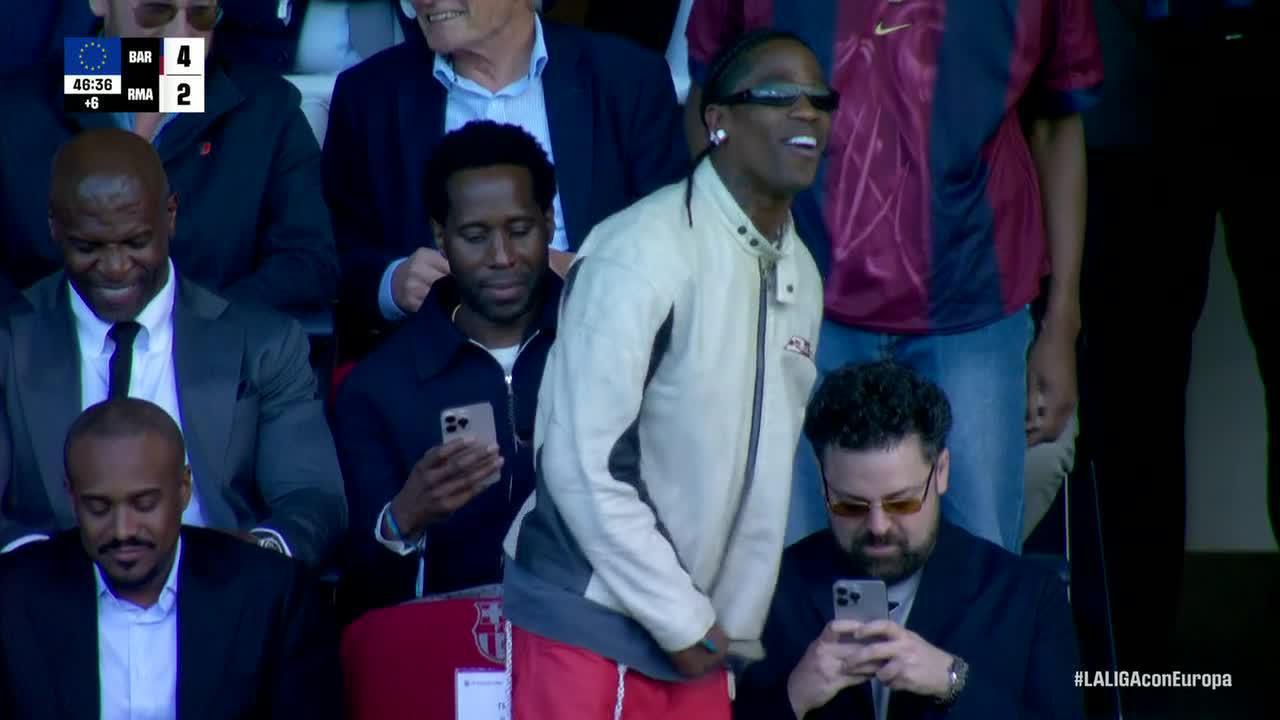 Travis Scott ecstatic after Raphinha's second goal of the half