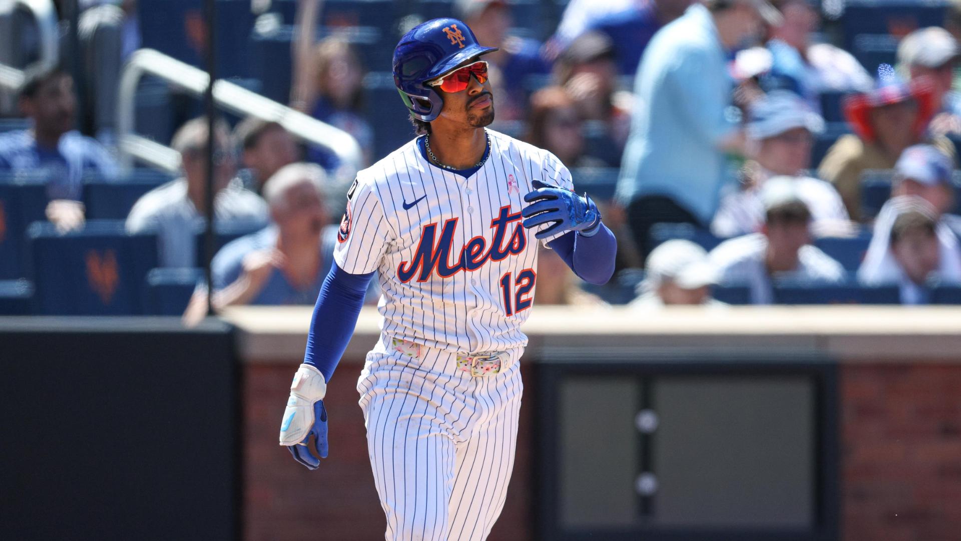 Francisco Lindor puts Mets ahead with a towering HR