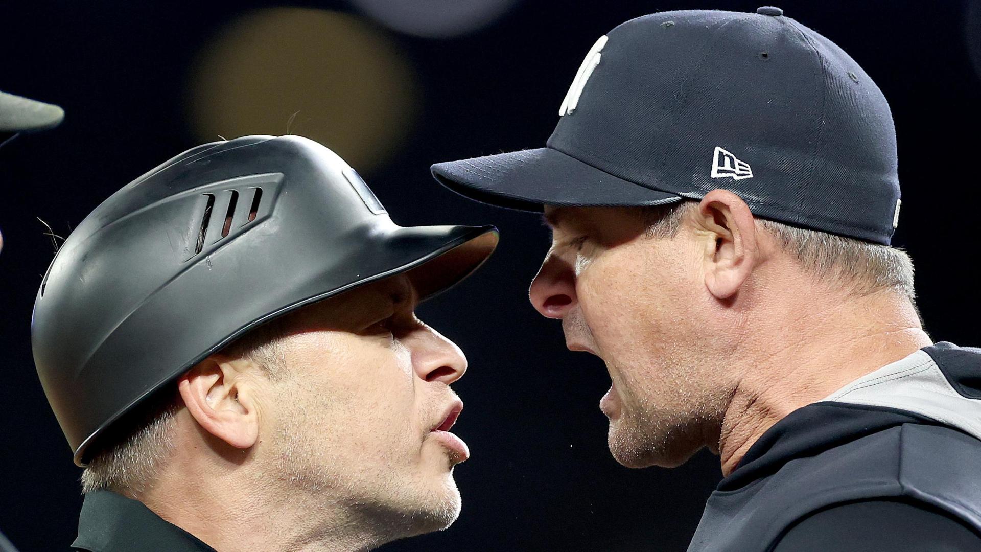 Boone ejected for arguing strike 3 call on Dominguez