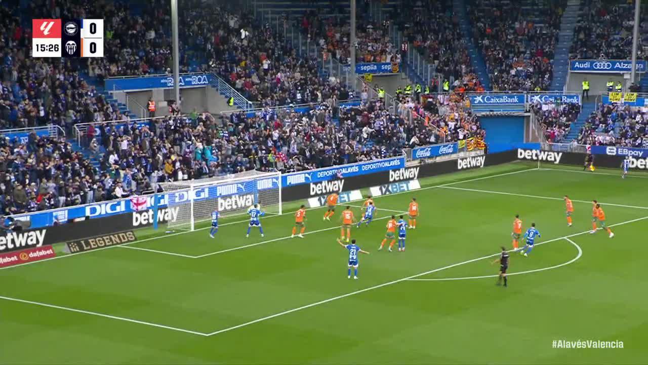 Giorgi Mamardashvili makes a great save