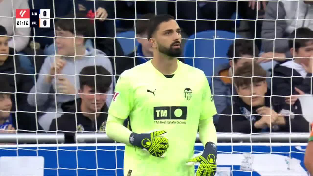 Giorgi Mamardashvili makes a great save