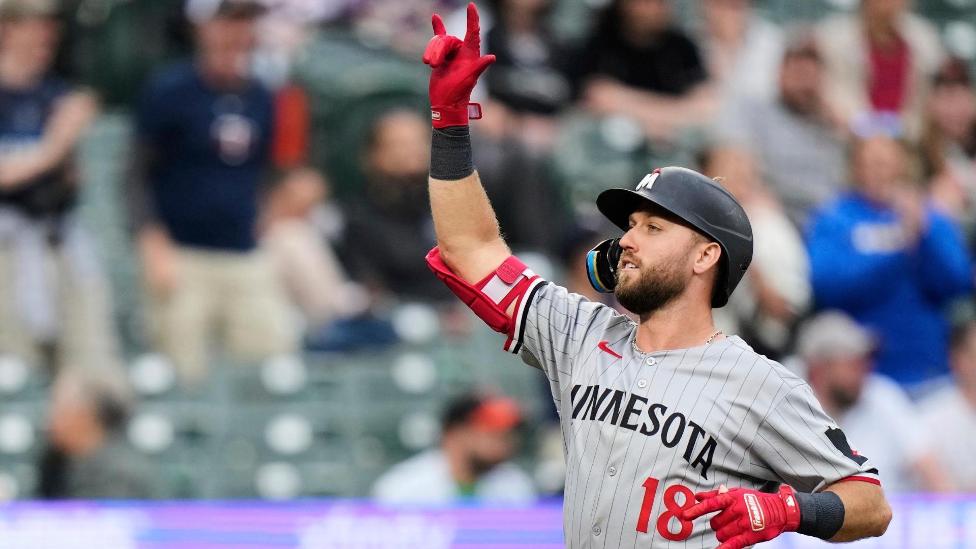 Kody Clemens gives Twins the lead with 3-run HR