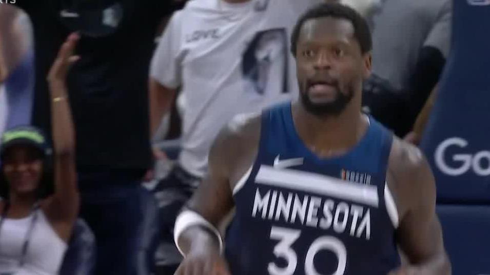 Randle does a little dance after this Wolves 3