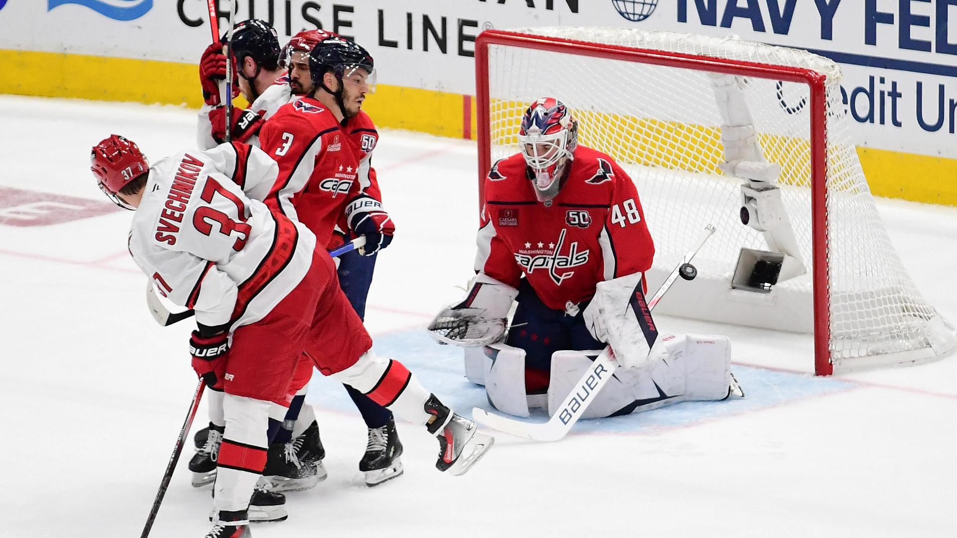 Logan Thompson denies Hurricanes with unbelievable double save