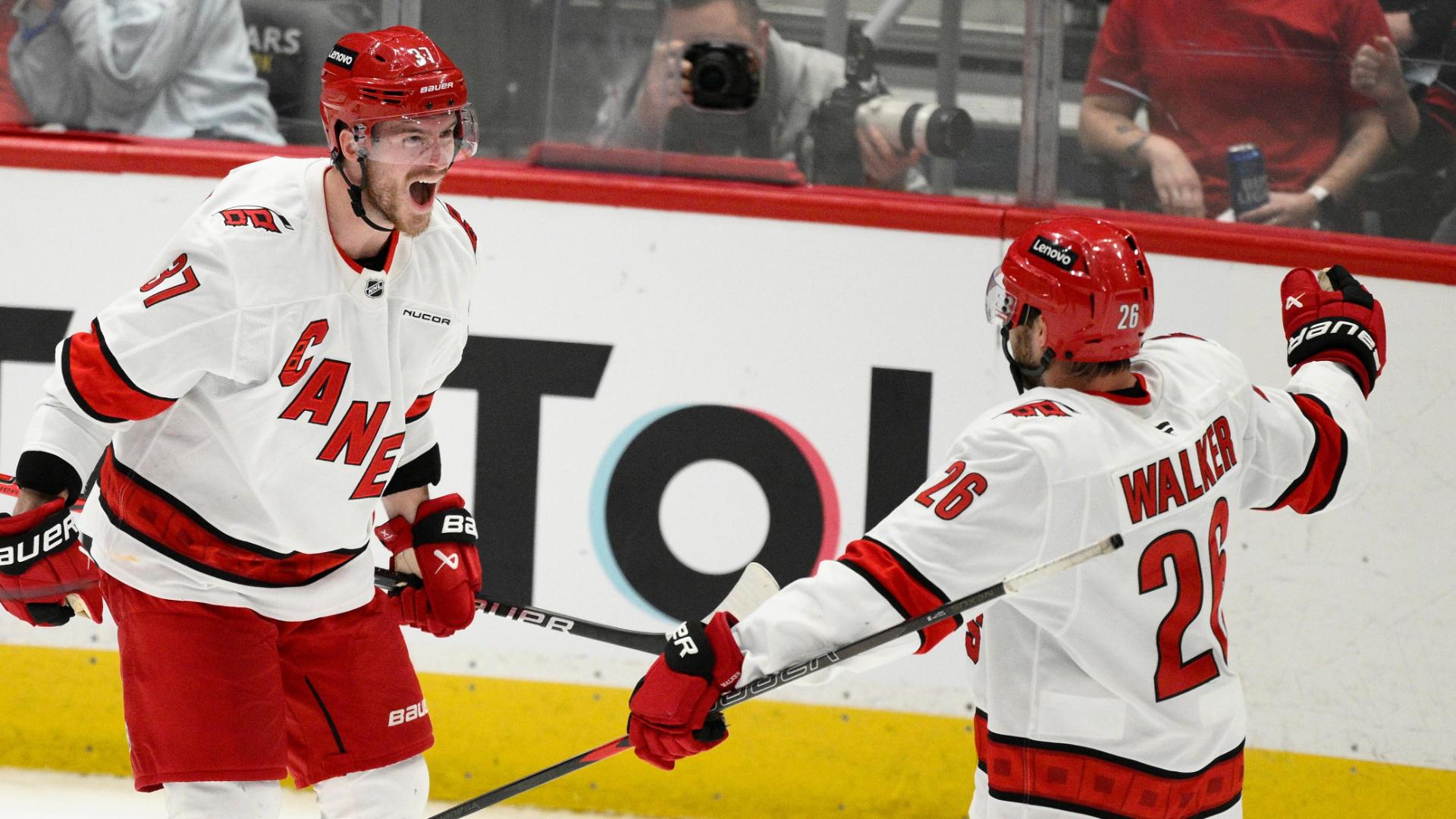 Andrei Svechnikov puts Canes on the brink with late goal