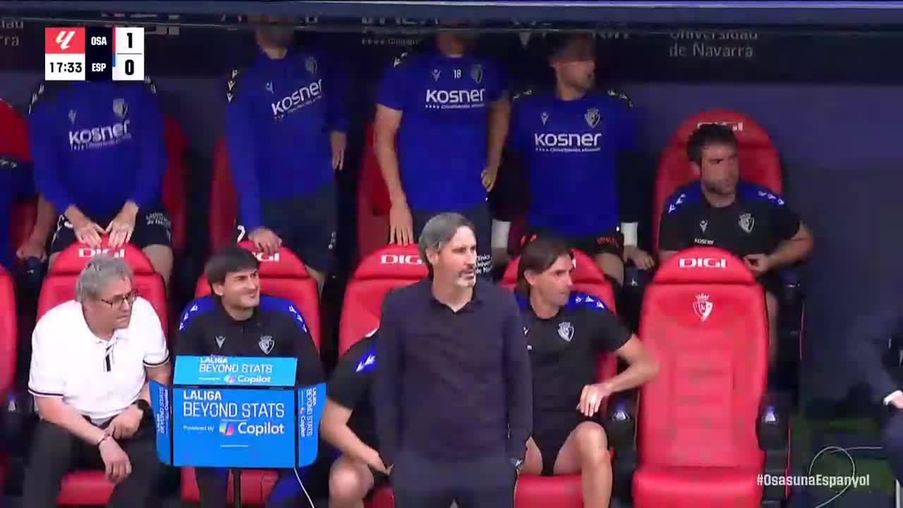 Ante Budimir scores in the 17'