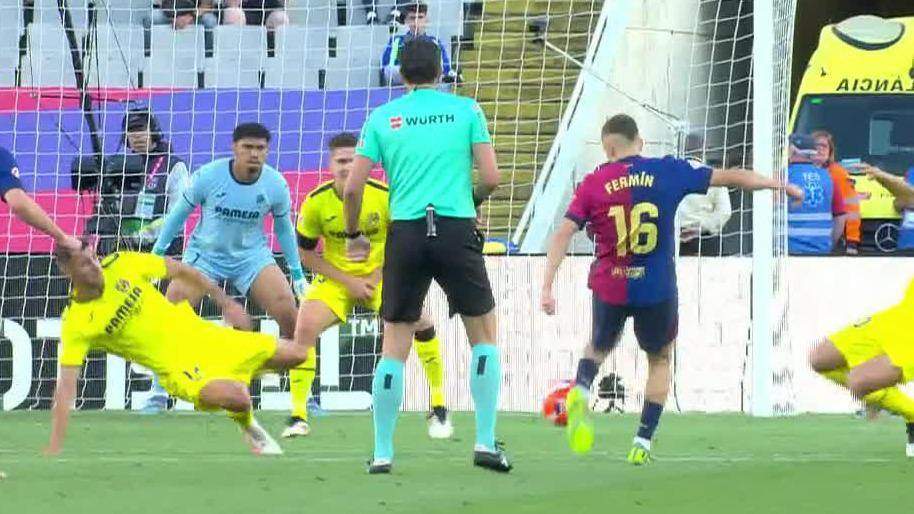Fermin Lopez's strike from distance puts Barça ahead