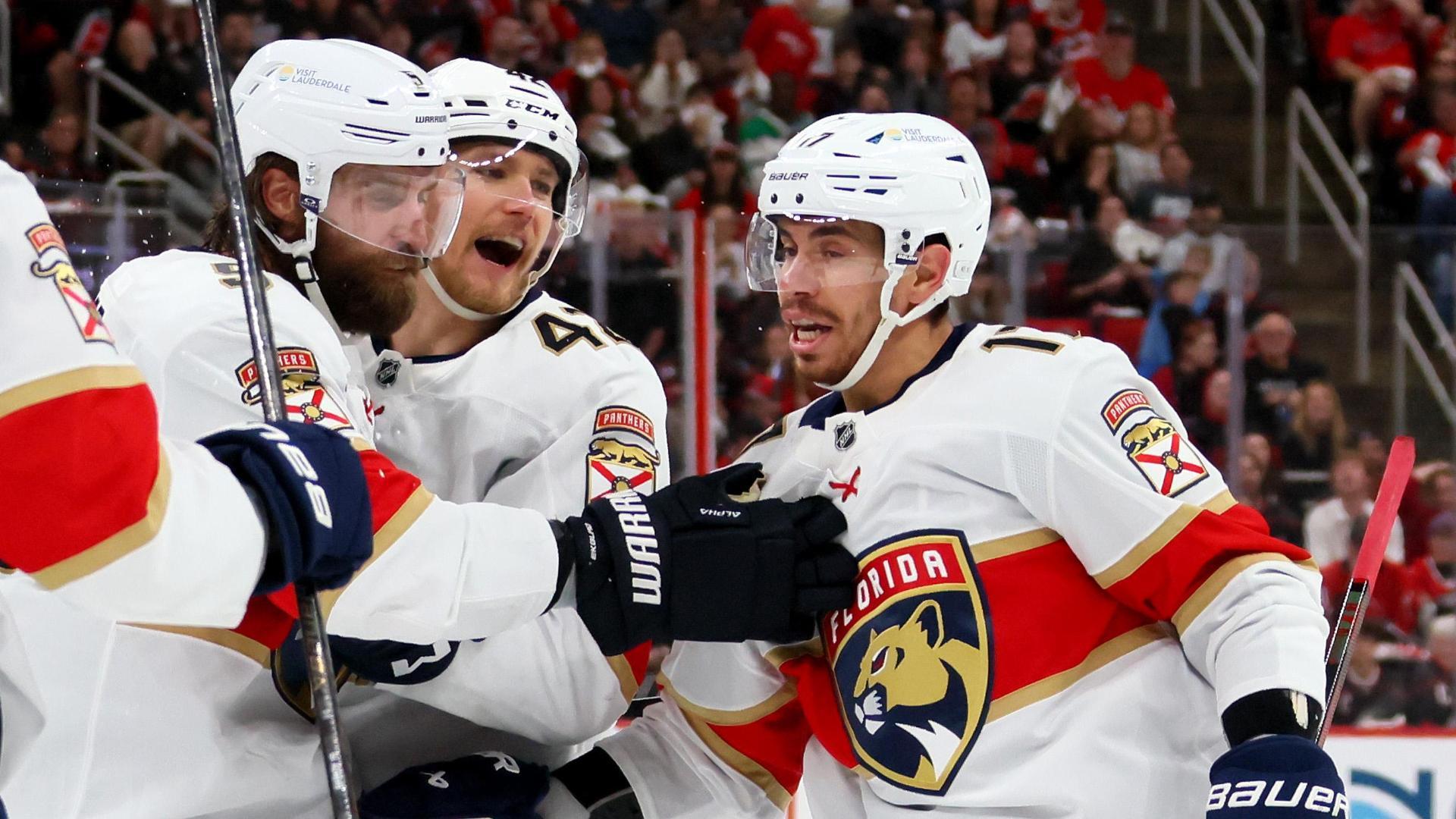 Aaron Ekblad sneaks in Panthers' 2nd goal of the 1st period