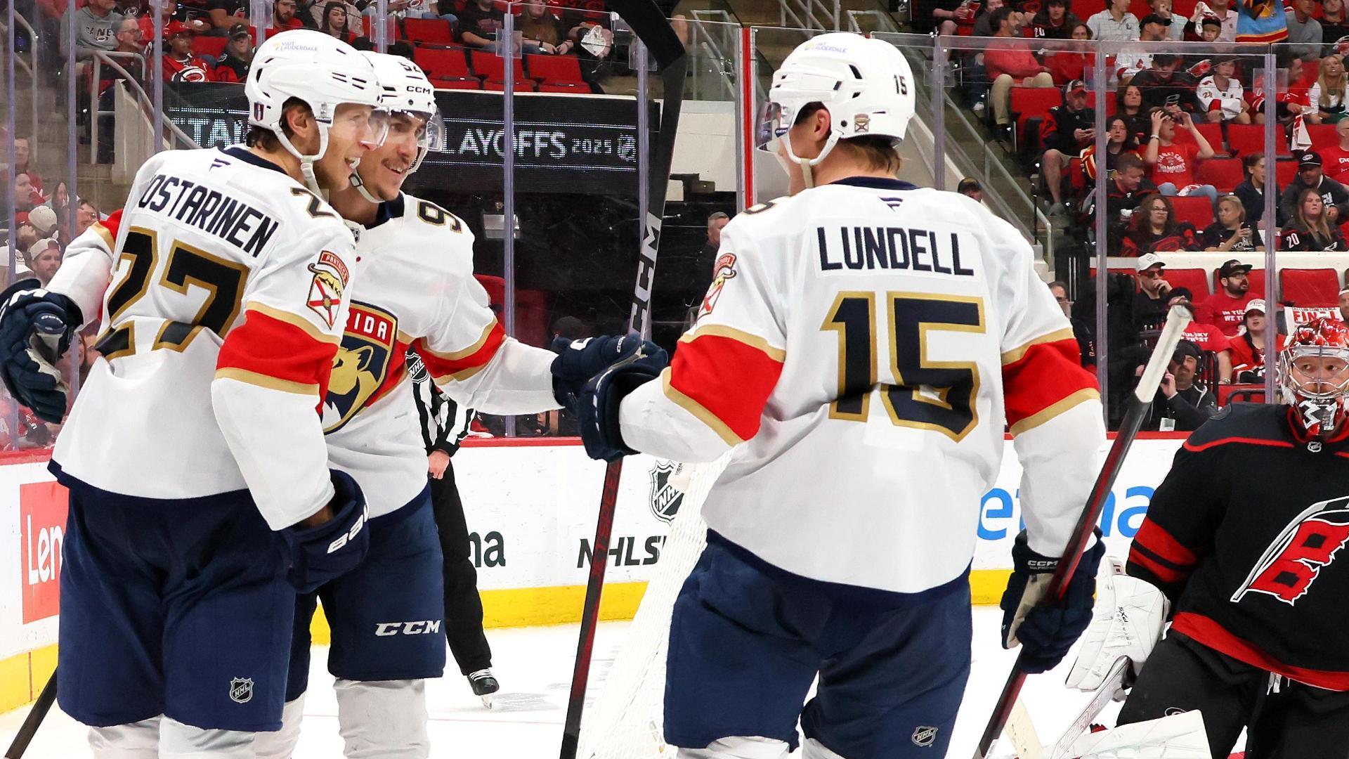 Nosek's nutmeg pass sets up a Panthers goal
