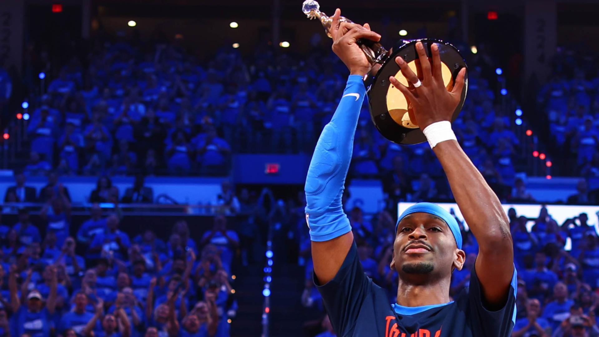 SGA receives MVP trophy in front of home crowd