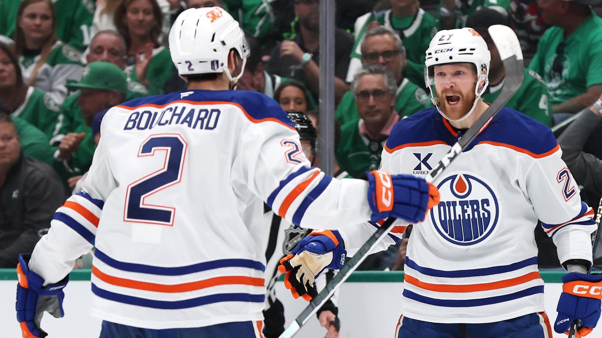 Oilers score two goals in less than 90 seconds