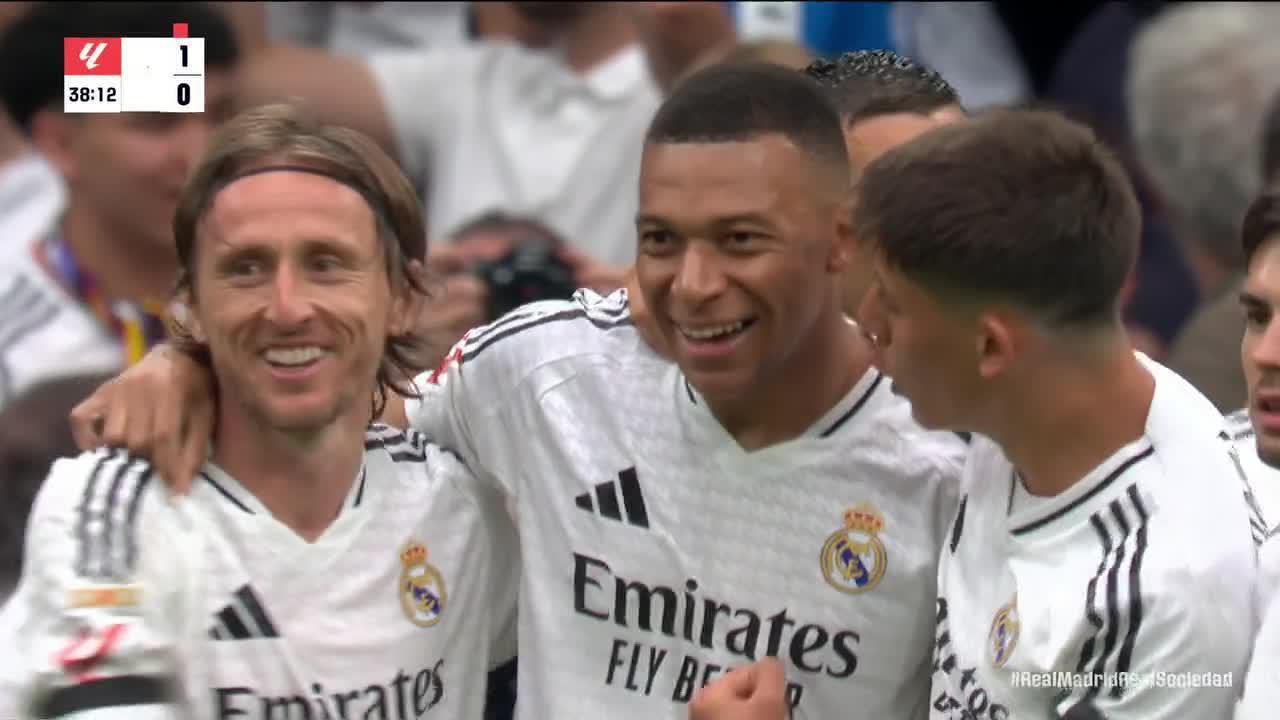 Real Madrid vs. Real Sociedad - Game Highlights