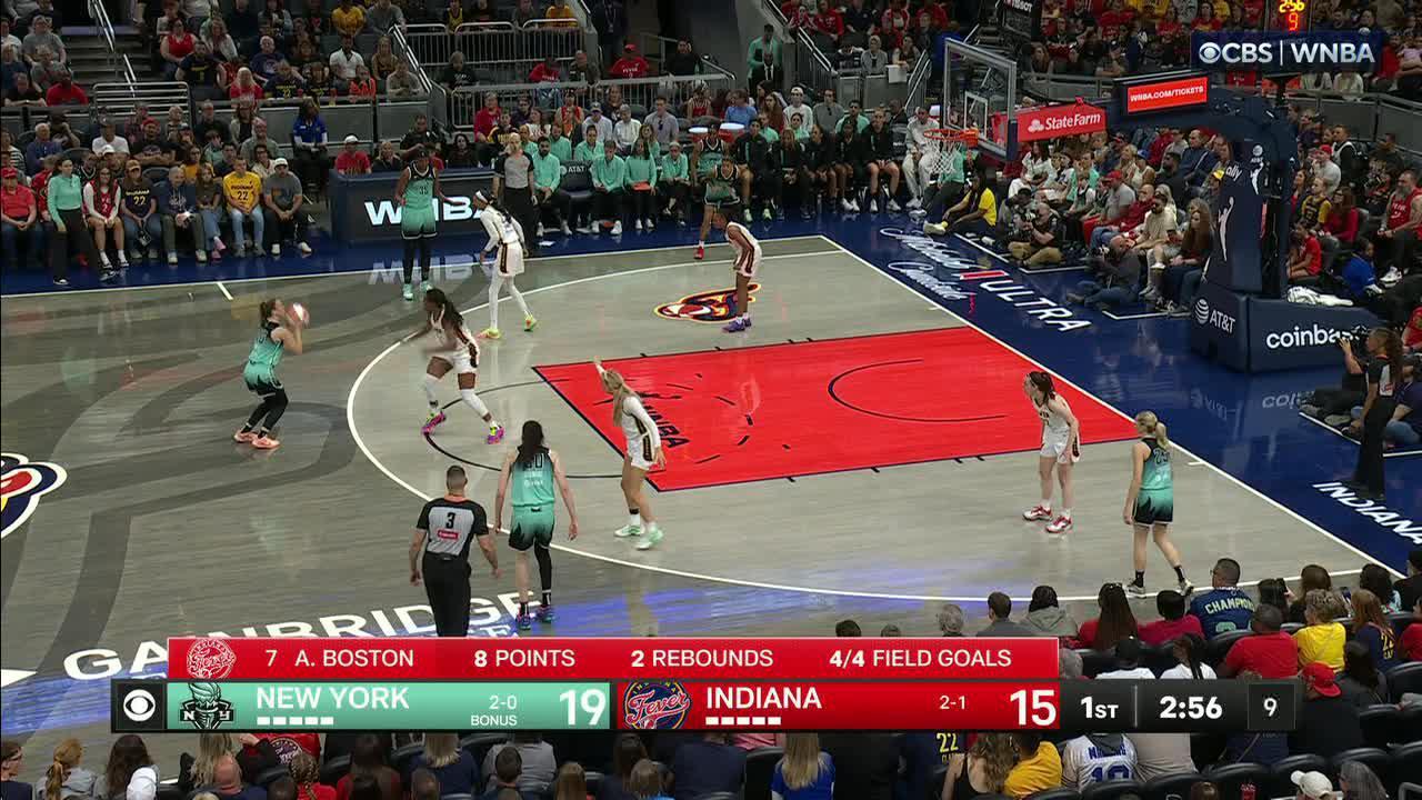Sabrina Ionescu drains back-to-back triples
