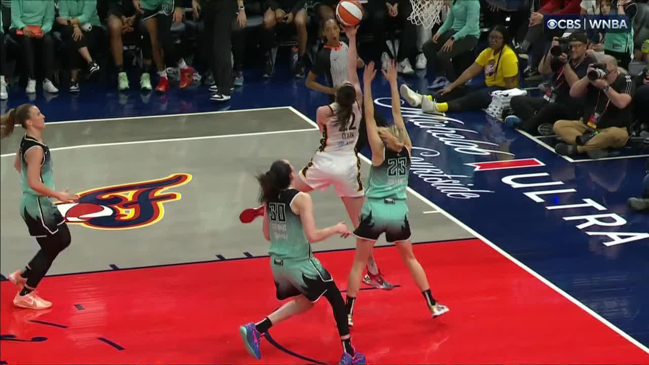 Caitlin Clark takes on 3 Liberty defenders for a layup