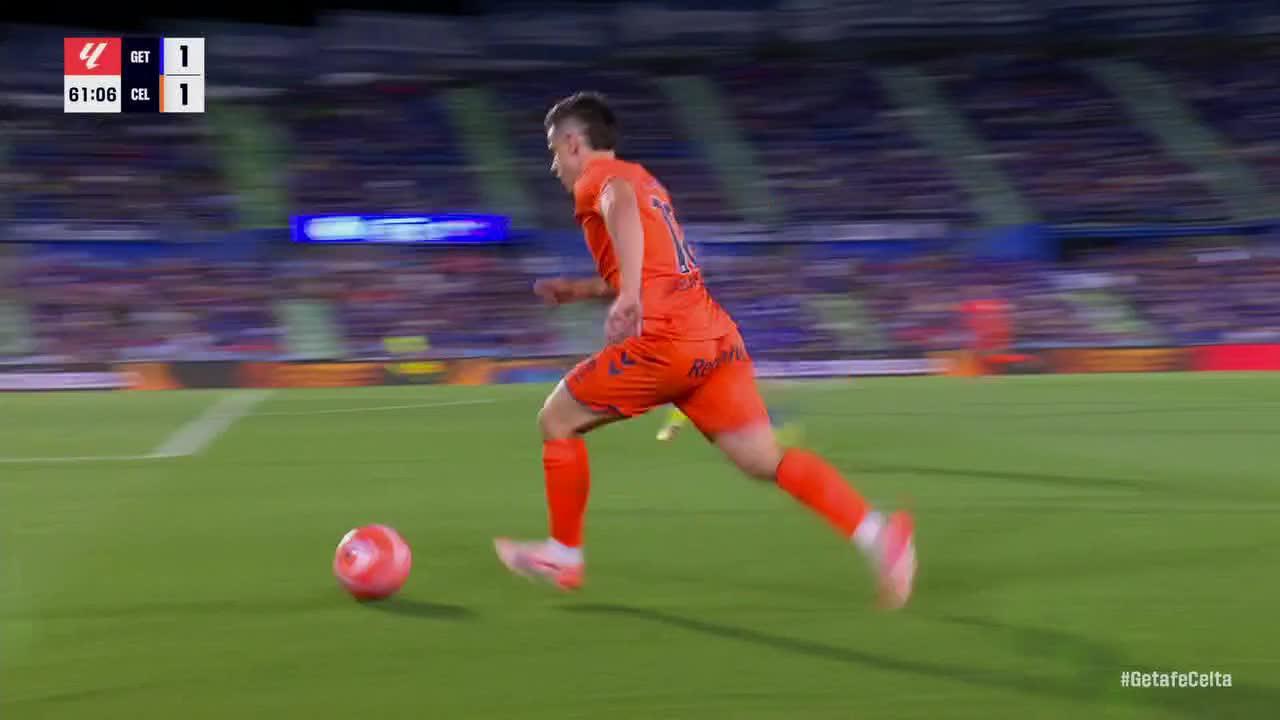 David Soria makes a great save