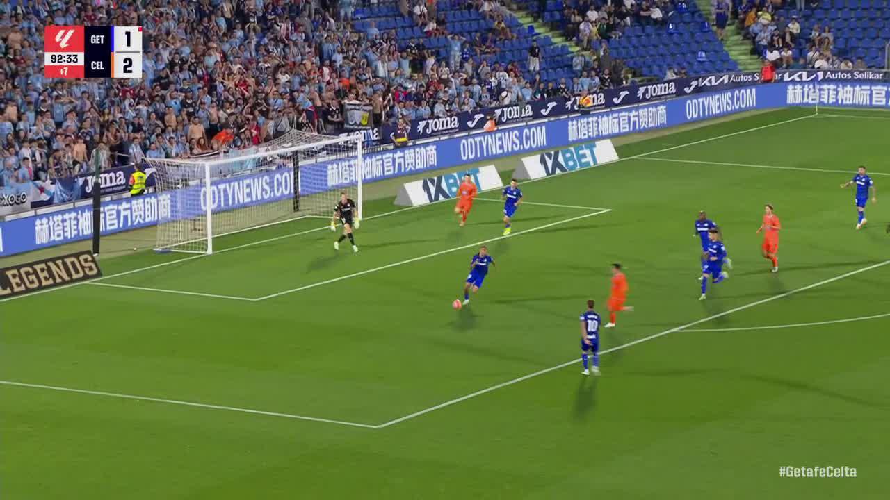 David Soria makes a great save