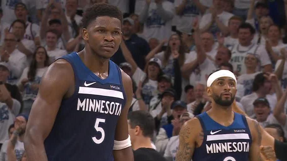 Ant mean-mugs after a tough bucket
