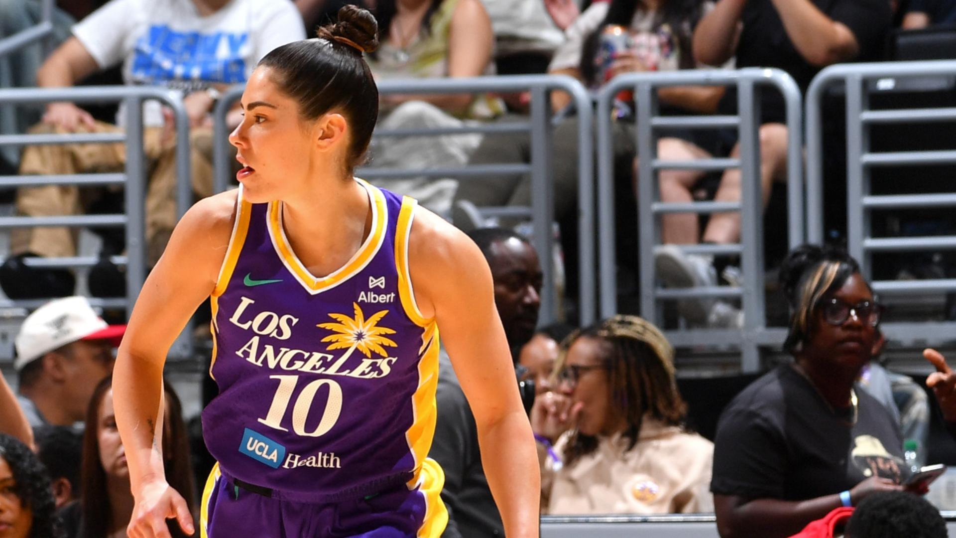Kelsey Plum tallies 28 points in Sparks' win