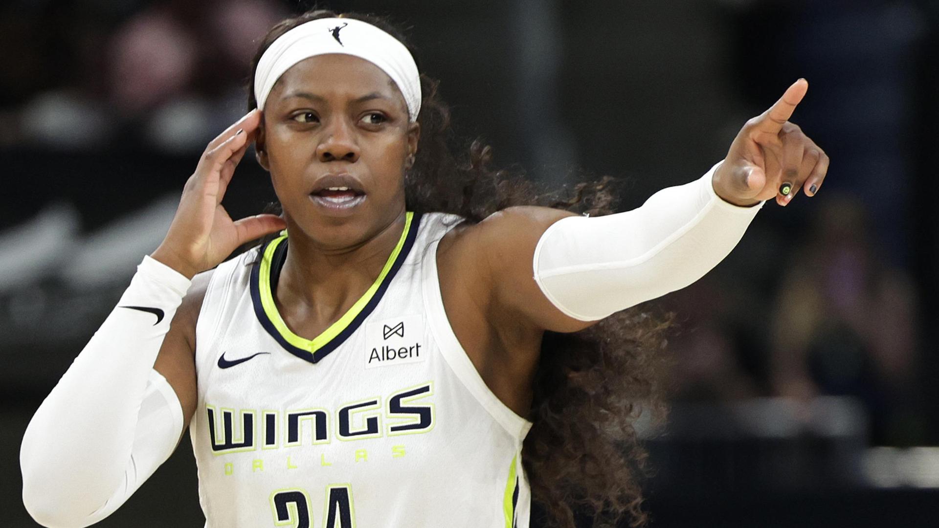 Arike Ogunbowale's stellar 37-point effort not enough for Dallas
