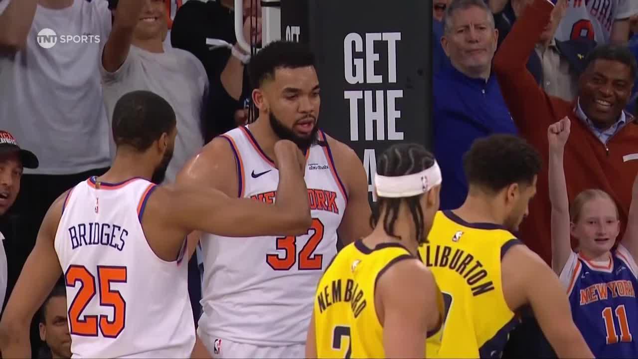 KAT flexes after and-1 as Knicks inch closer to Game 5 win