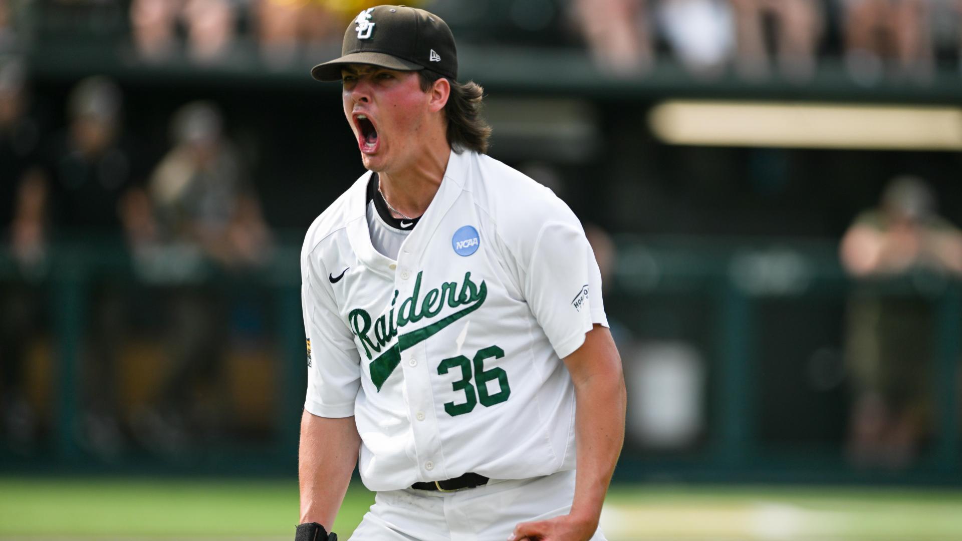 Wright State upsets No. 1 Vanderbilt with 5-4 win