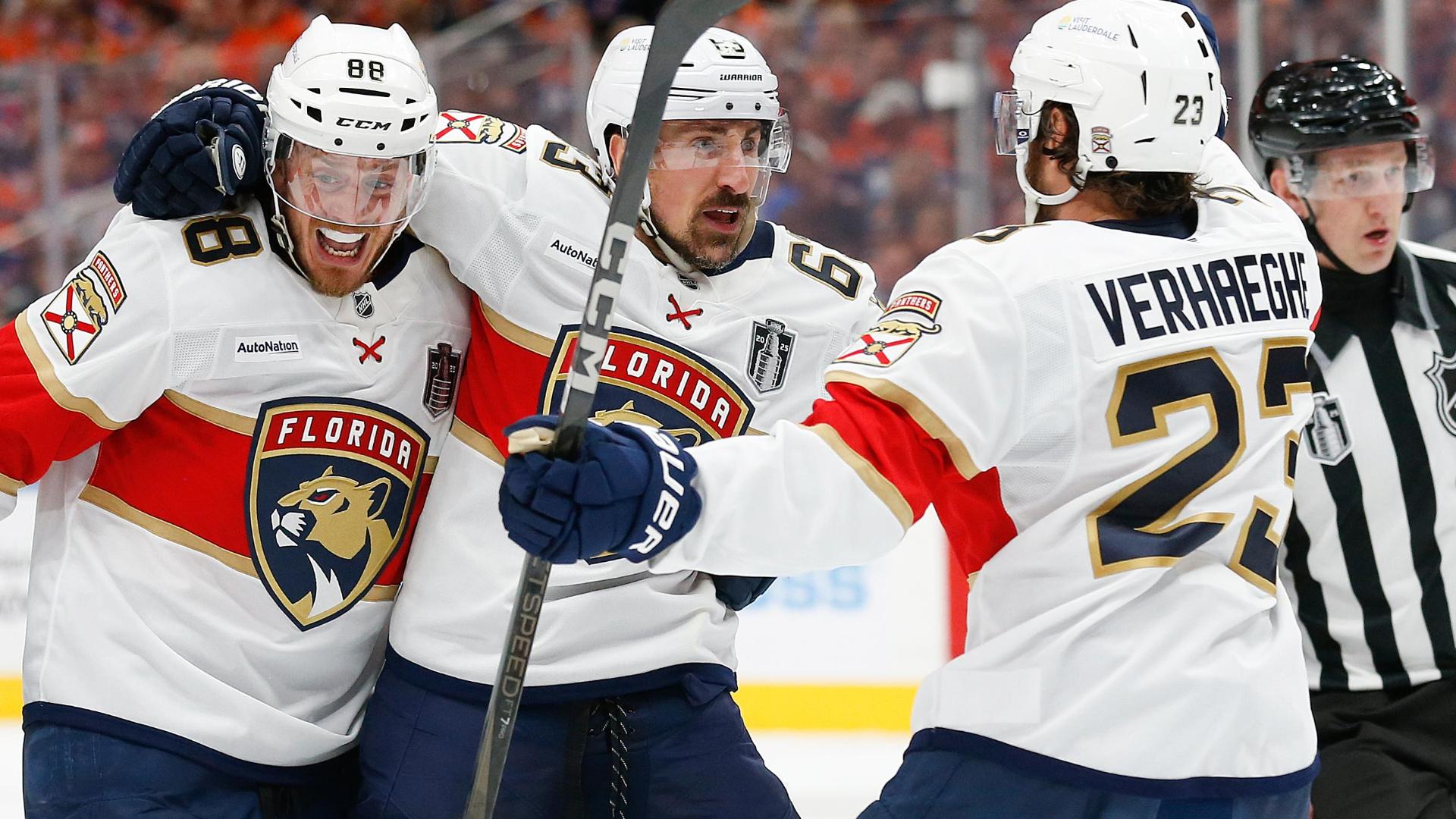 Panthers score 2 quick goals to move ahead