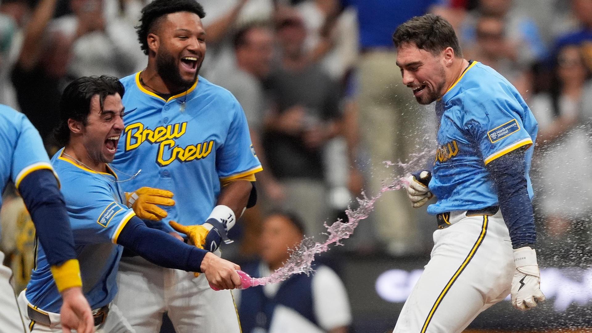 Brewers walk it off on Caleb Durbin's homer