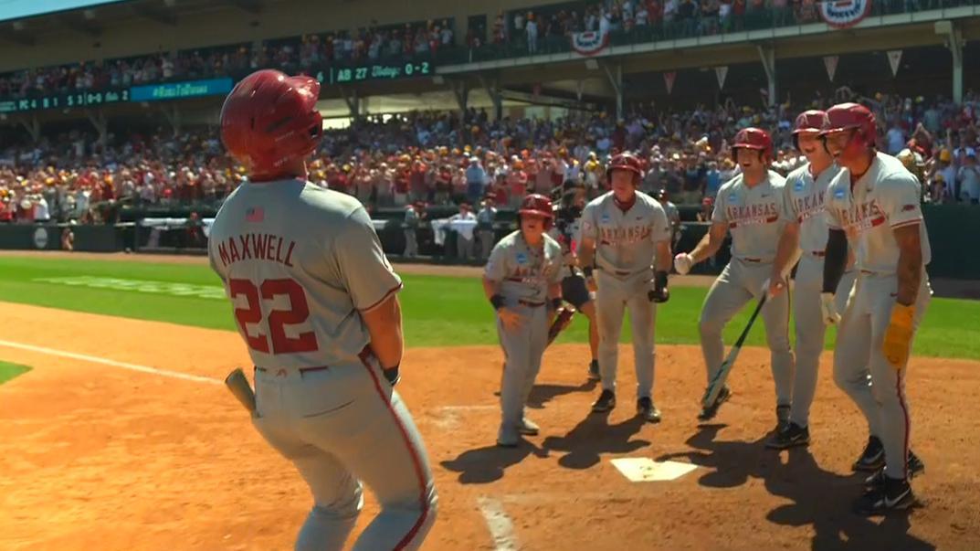 Logan Maxwell rockets grand slam to put Arkansas up 7-1