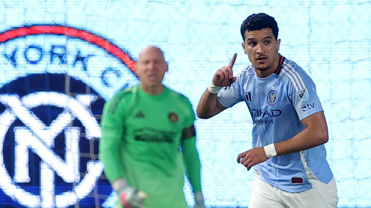 Monsef Bakrar's stunning finish makes it 2-0 NYCFC