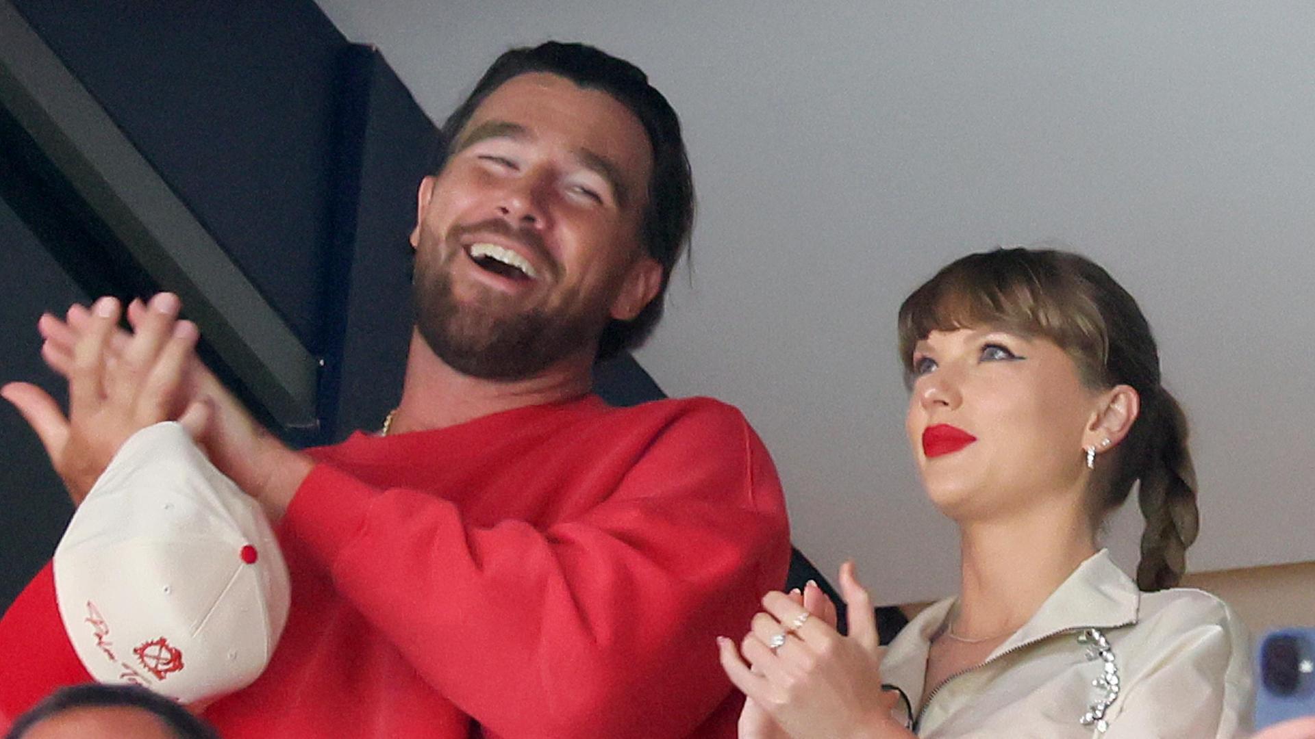 Taylor Swift and Travis Kelce in attendance for Oilers-Panthers