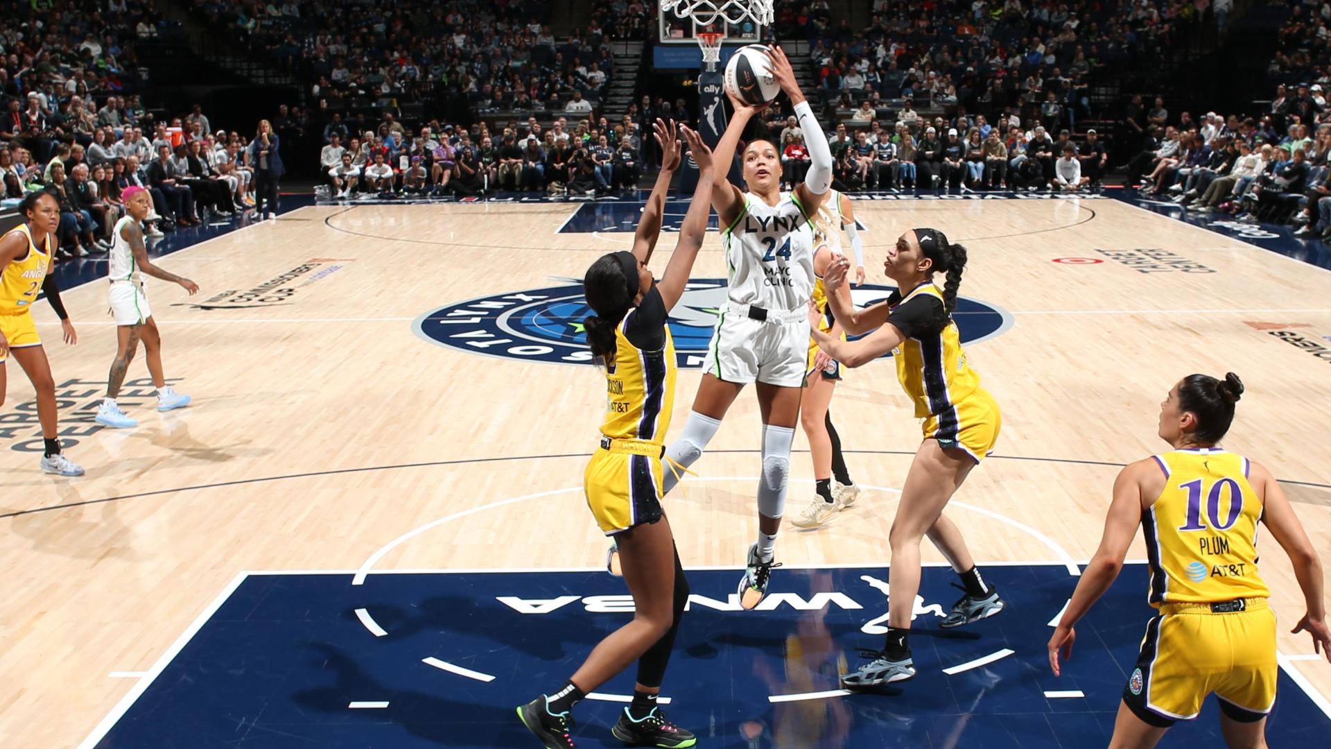 Napheesa Collier equals Sparks with 26 points in dominant Lynx half