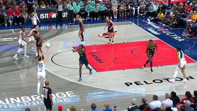 Sabrina Ionescu drills logo 3 to end half for Liberty