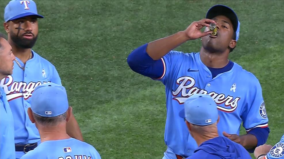 Rangers pitcher downs 3 bottles of pickle juice in bizarre sequence