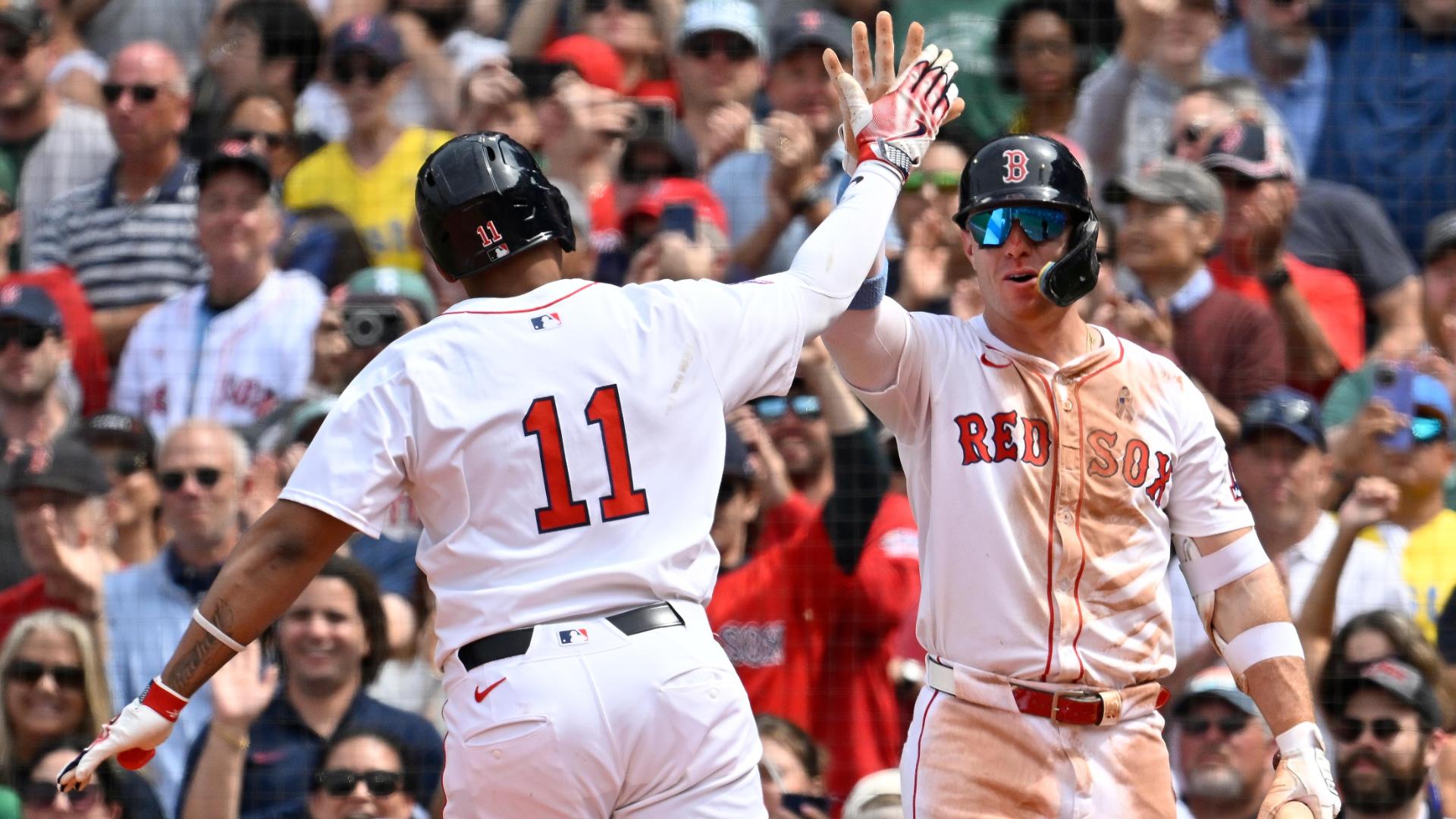 Rafael Devers' solo HR helps Red Sox sweep Yankees