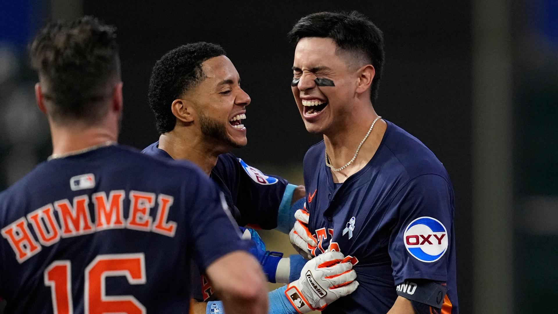 Mauricio Dubon walks it off for the Astros in the 10th inning