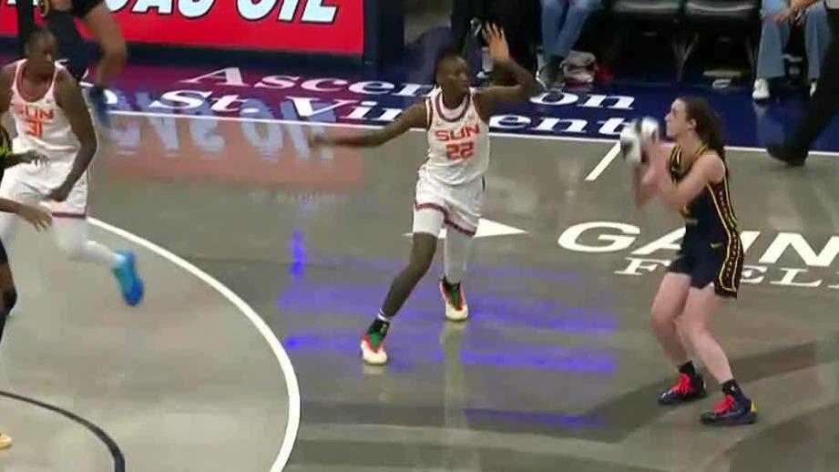 Caitlin Clark shows off her range on a big 3