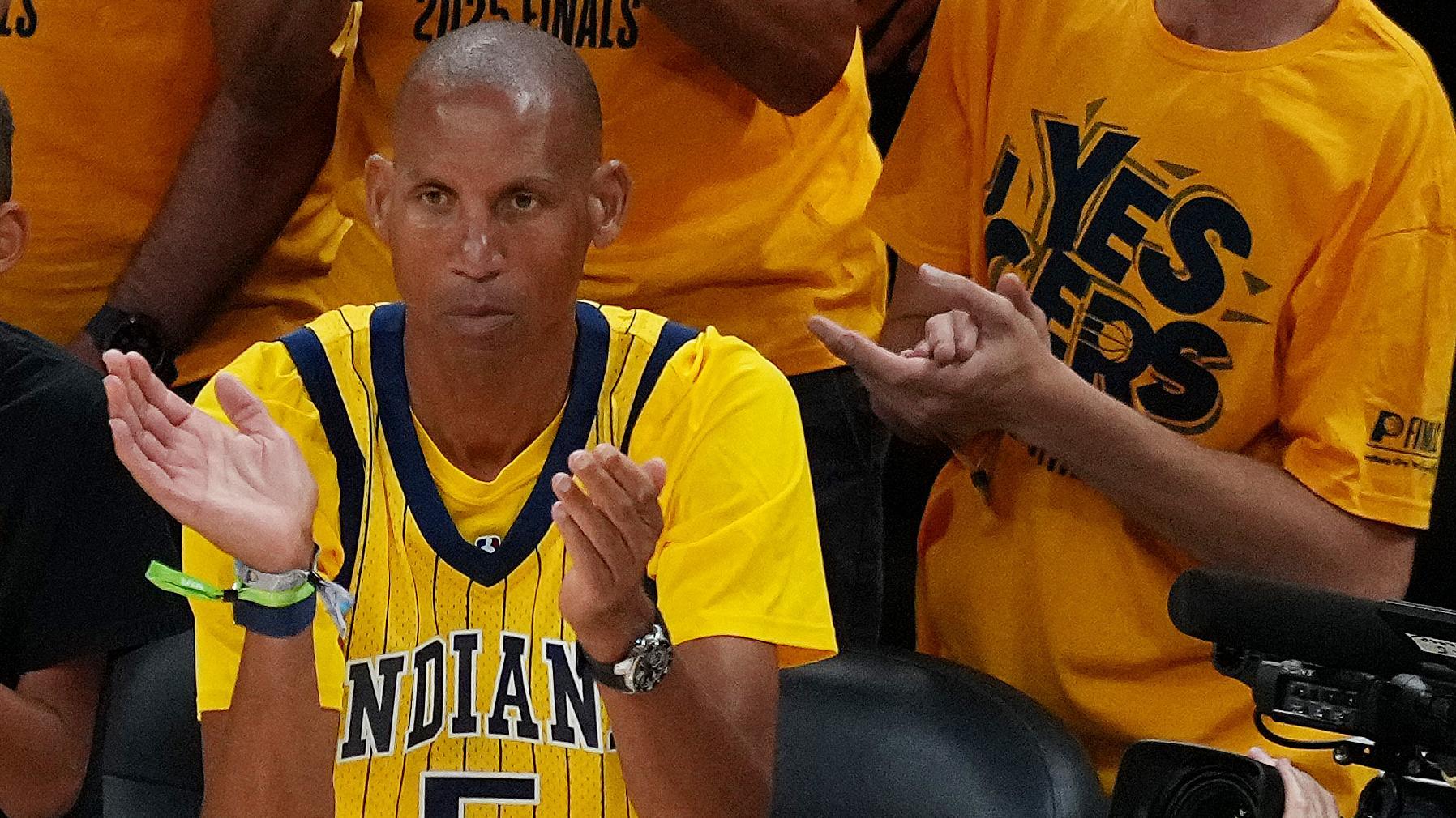 Reggie Miller fired up after Nesmith drains another 3