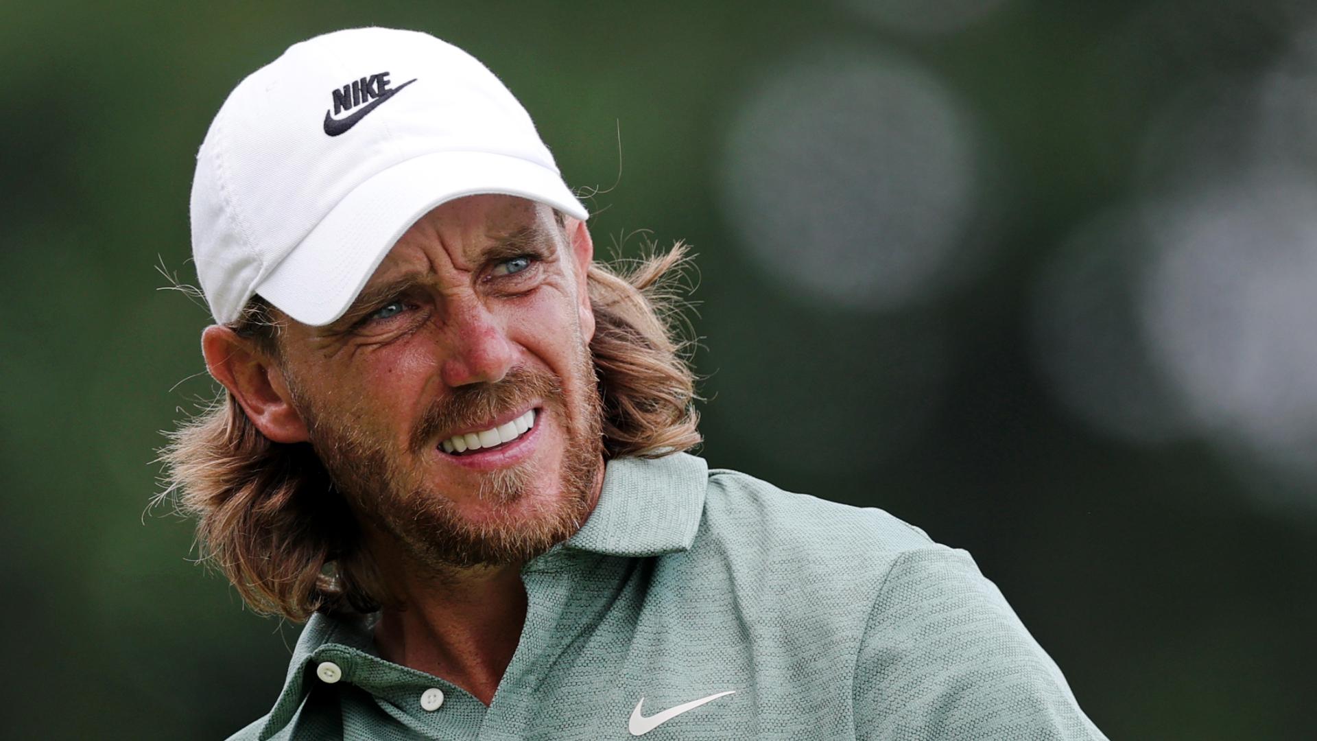 Tommy Fleetwood chips in for his 2nd eagle in the last 3 holes
