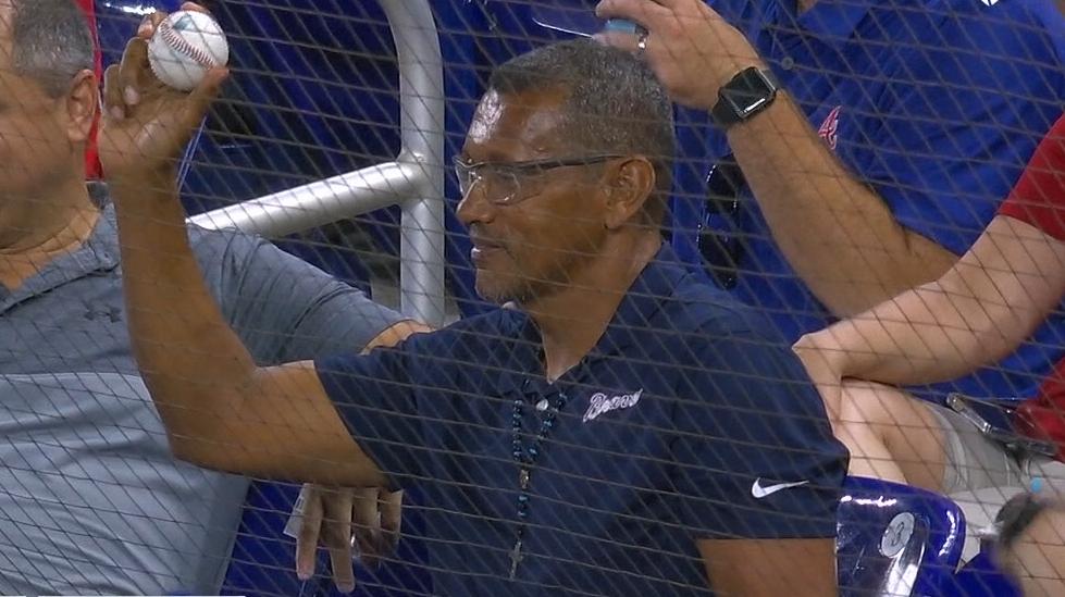 Didier Fuentes' father catches foul ball after flying from Colombia to watch