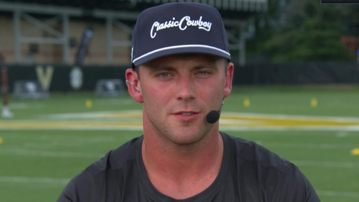 Bowers thrilled to meet with Kittle and Kelce at Tight End University