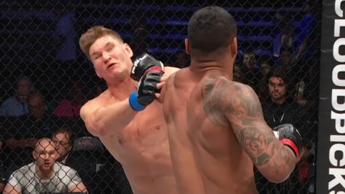 Rafael Xavier wins via TKO inside 30 seconds