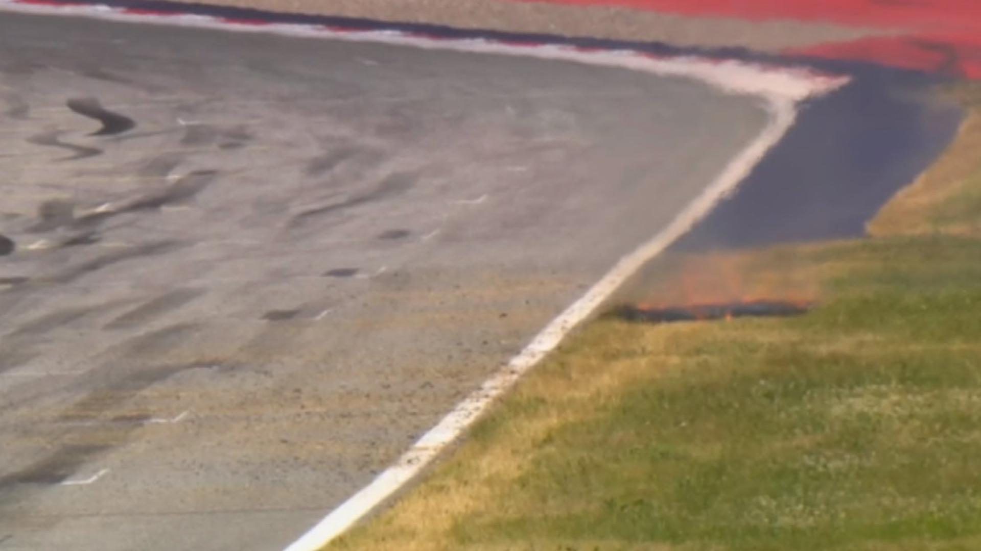 Grass fire suspends qualifying at the Austrian GP