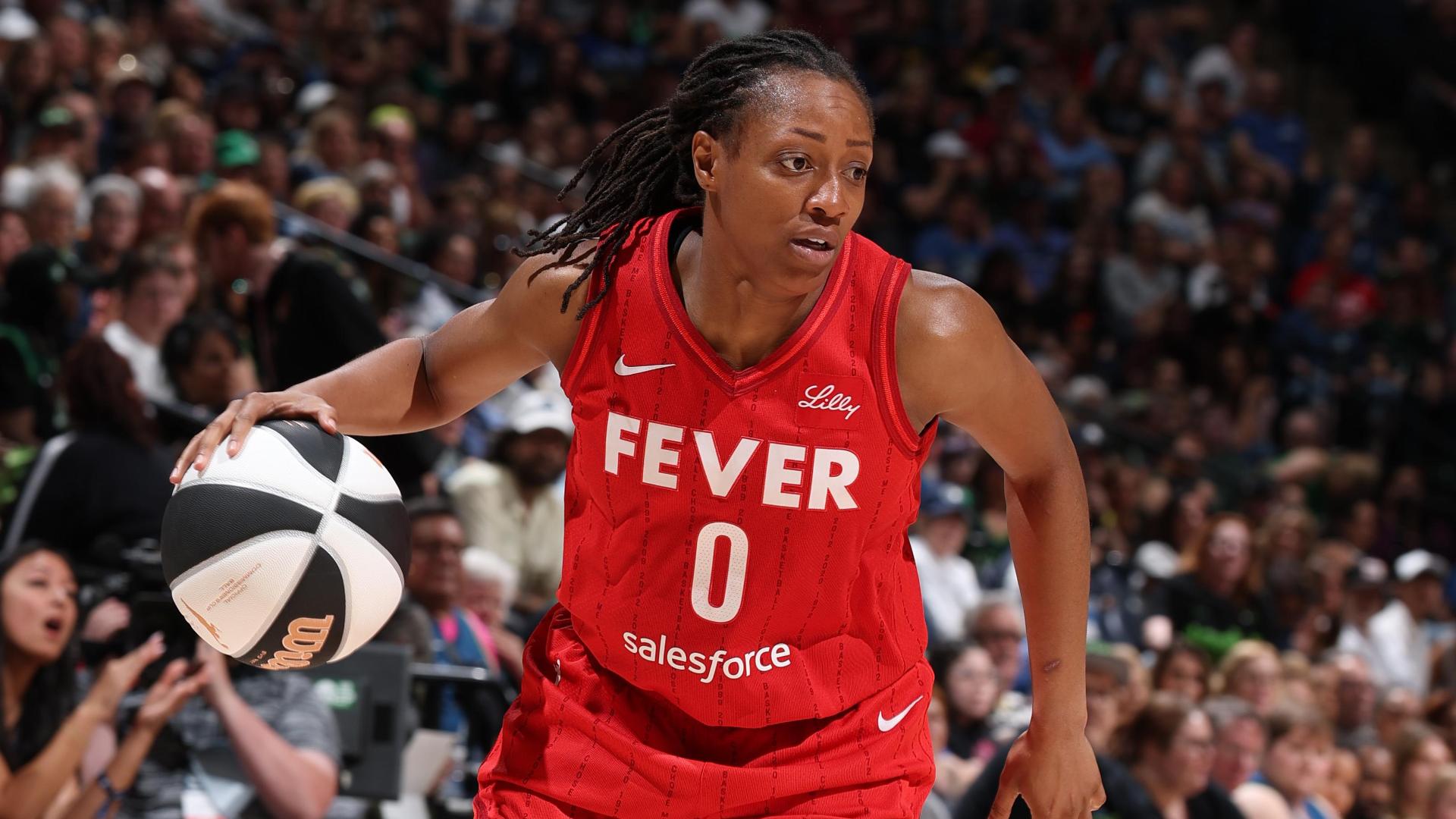 Kelsey Mitchell helps seal Fever's Commissioner's Cup win over Lynx