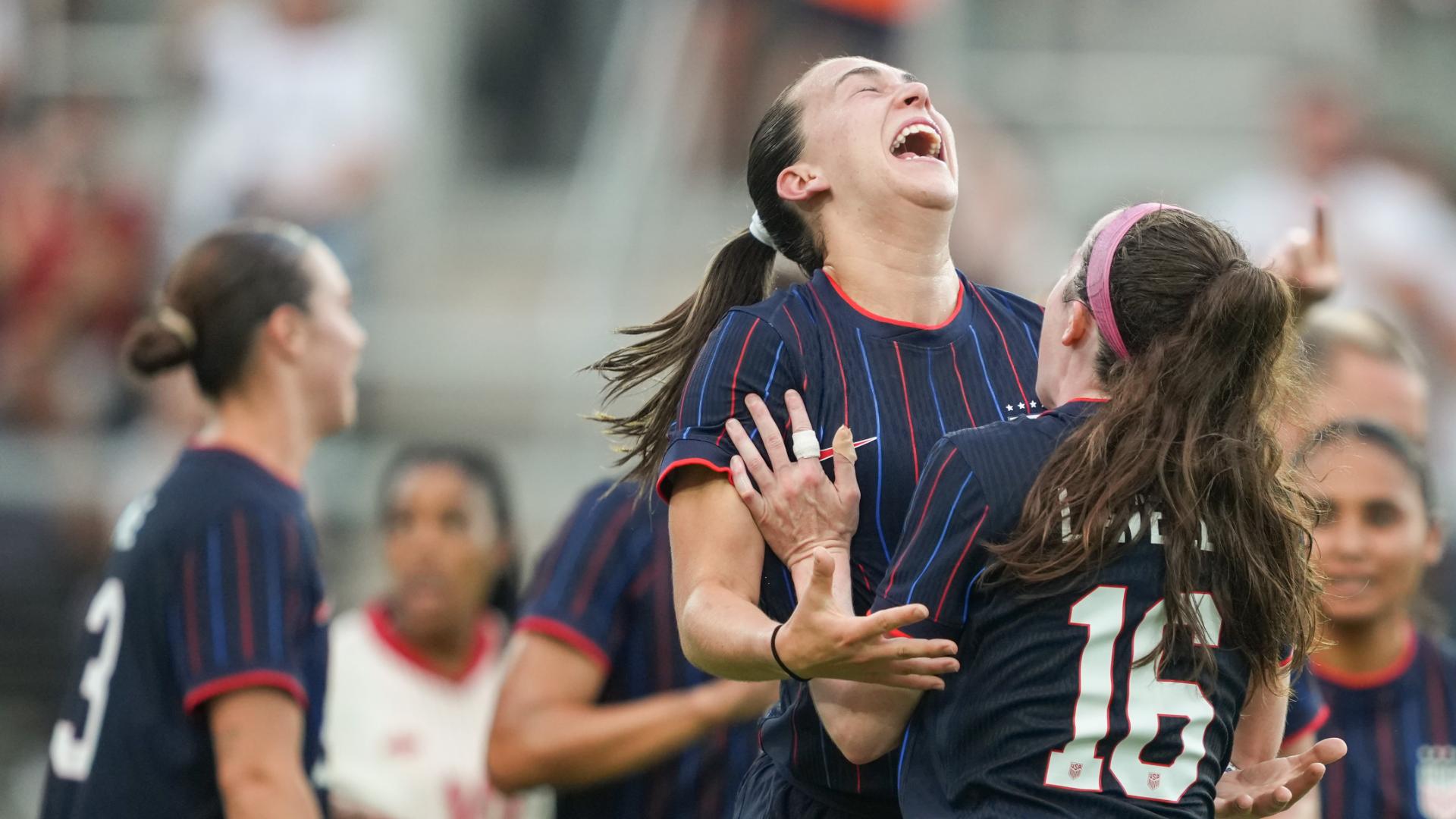 Sam Coffey scores to give USWNT early 1-0 lead