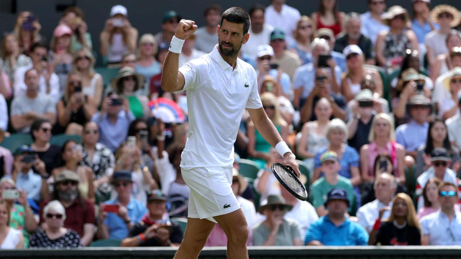 Djokovic breezes into third round at Wimbledon