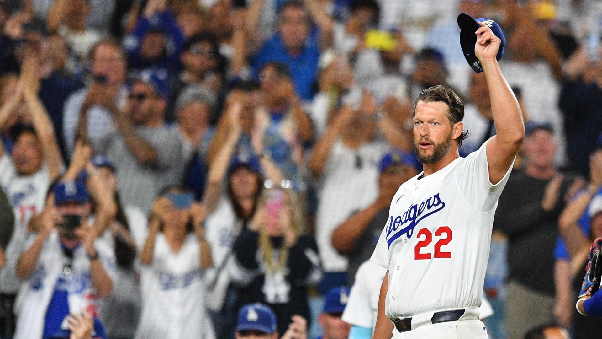 Clayton Kershaw gets 3,000th career strikeout